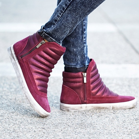 Forever 21 Futuristic Sneakers - Picture 4 of 4